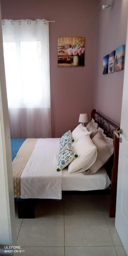Apartment Iris's With Parking *
