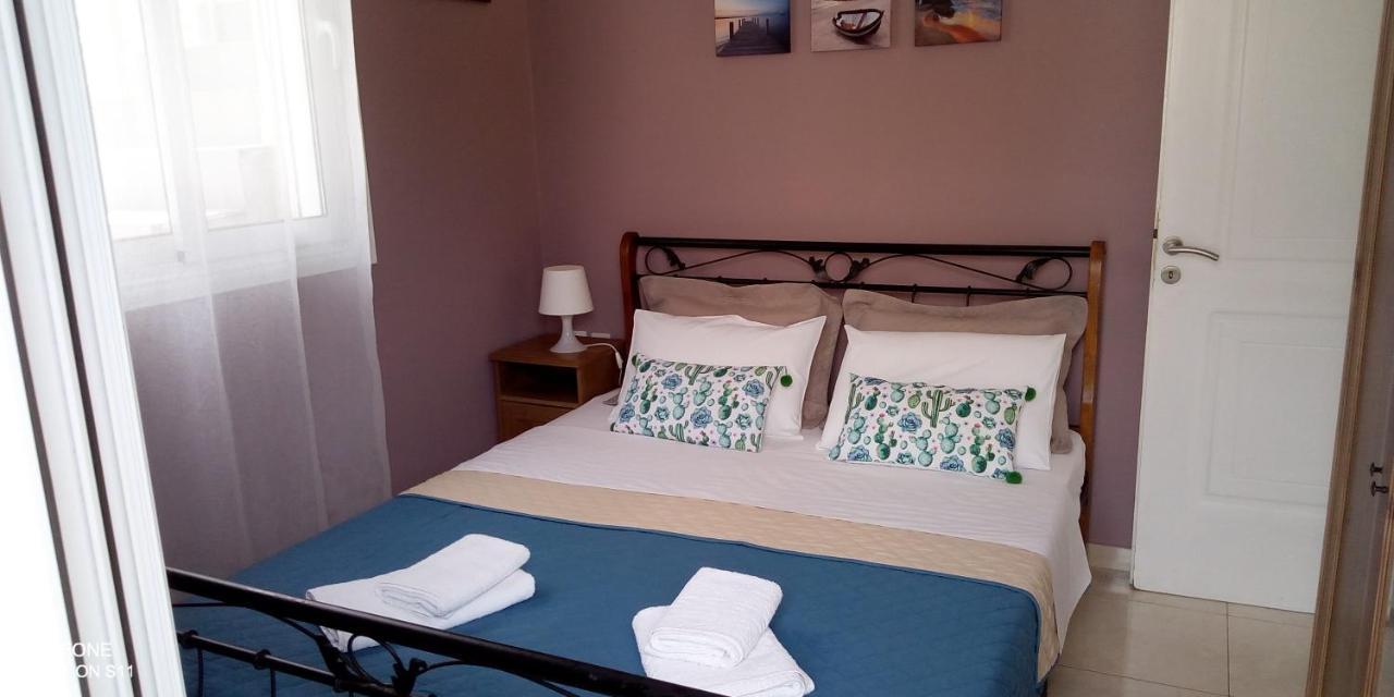 Iris's With Parking Argostoli (Kefalonia)